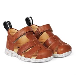 Angulus begyndersandal med justerbar velcro - Cognac (normal til bred pasform)