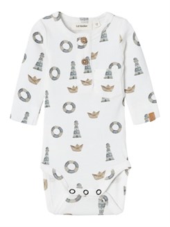 Lil' Atelier Gavo LS slim body - Coconut milk Lighthouse