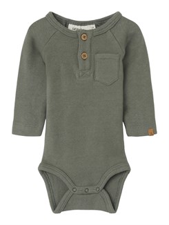 Lil' Atelier Thor LS slim body - Agave green
